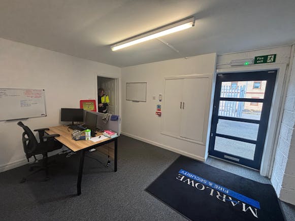 Langlands Square, Kelvin South Industrial Estate, East Kilbride, Industrial To Let - PHOTO-2026-04-01-08-25-32 3.jpg