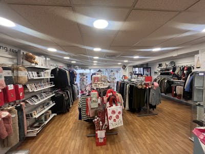 24A Oxford Street, Harrogate, Retail To Let - image00005.jpeg