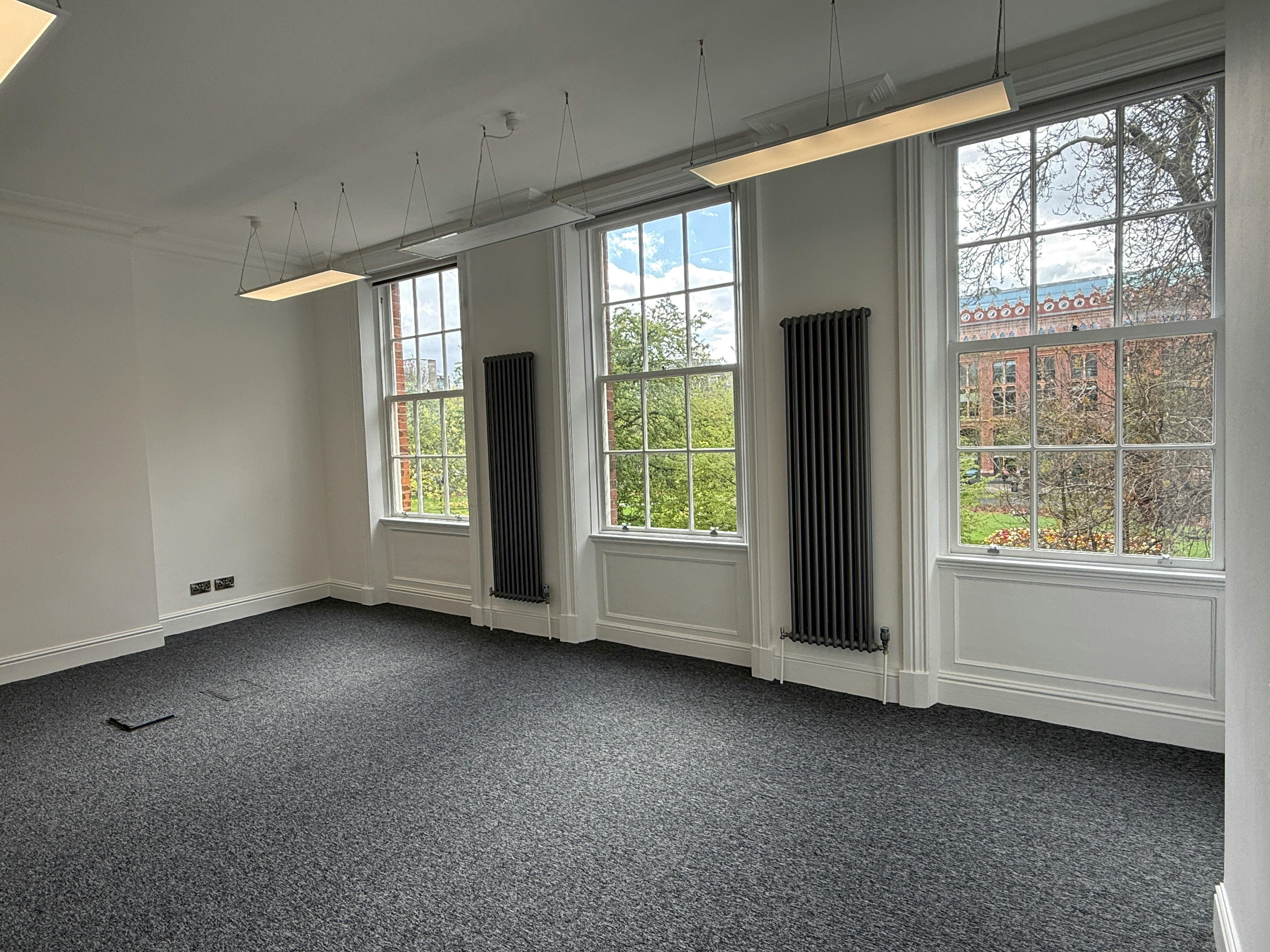 37 Park Square North, Leeds, Office To Let - 20260416_113503605_iOS.jpg