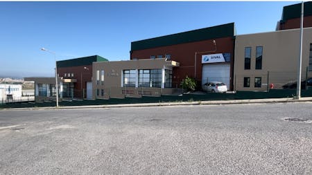 Frielas Business Park, Rua Cidade de Faro 7, Frielas, Light Industrial / Logistics / Warehouse To Let - Exterior 2.jpg