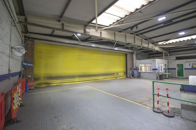 151-153 Acton Lane, Park Royal, Open Storage / Trade Counter / Showroom / Industrial / Warehouse To Let - 6.jpg