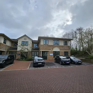 6a Kingfisher Court, Bellbrook Industrial Estate, Uckfield, Office To Let - 20260416_092741_resized.jpg