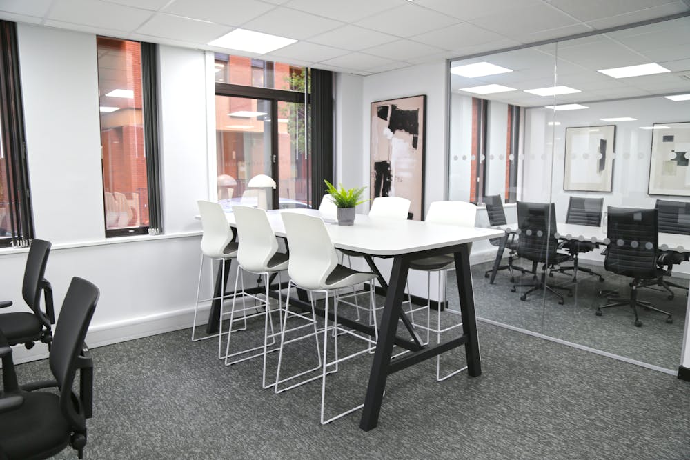 Oxford House, Leeds, Office To Let - IMG_6983 edit.jpg