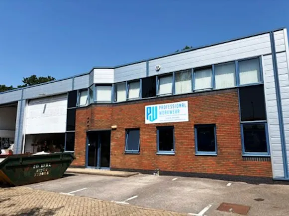 Unit E The Loddon Centre, Basingstoke, Industrial To Let - LCEPicture21 - 23 06 2026.jpg