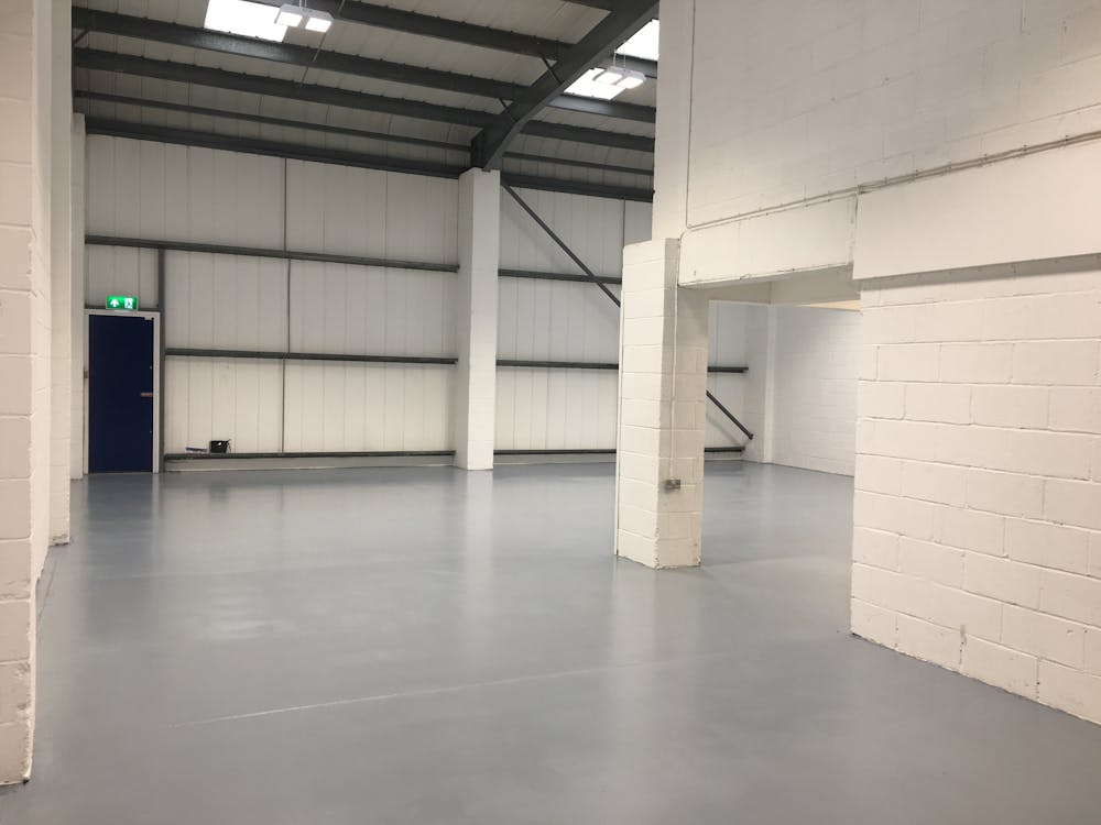 Unit 5 Vale Industrial Centre, Southern Road - Photo 4