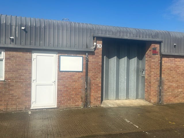 Unit 10, Porte Marsh Workshops, Calne, Industrial To Let - Front elevation sunny.jpg