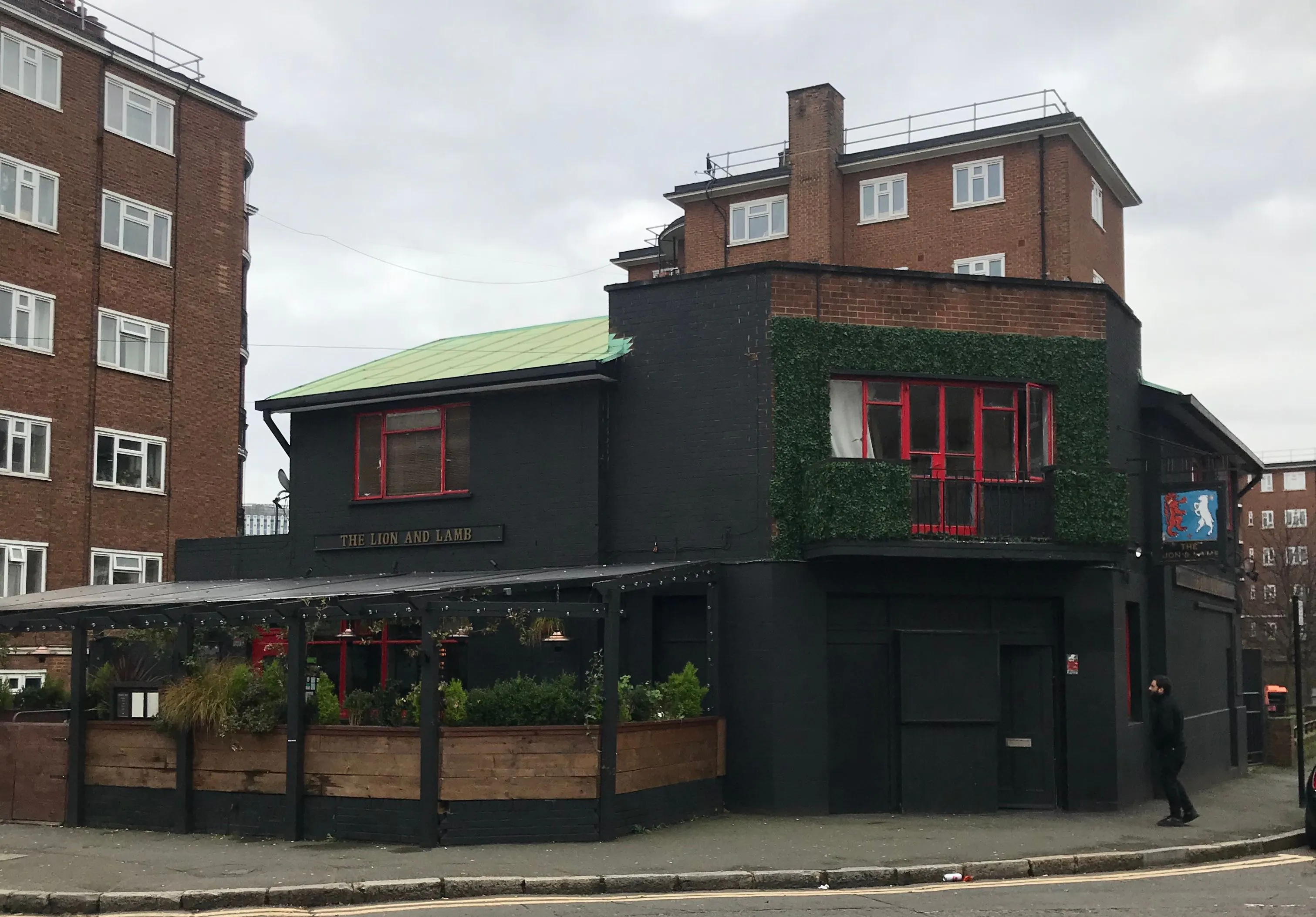 The Lion & Lamb, 46 Fanshaw Street, London, Bar / Pub To Let - pic.jpg