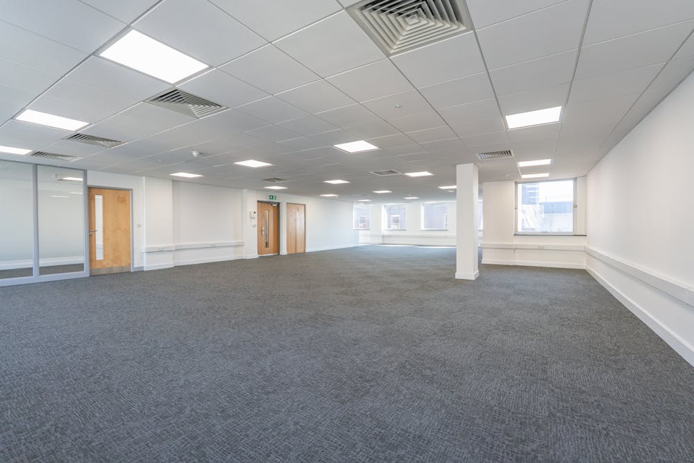 93-94 Queens Road - DSC08212.jpg