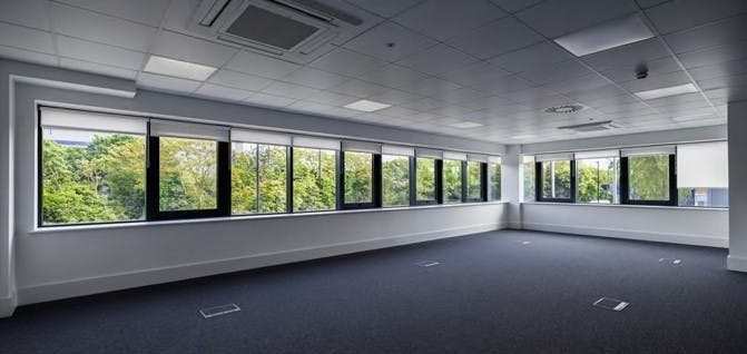 Industrial Unit in Enfield - photo 3