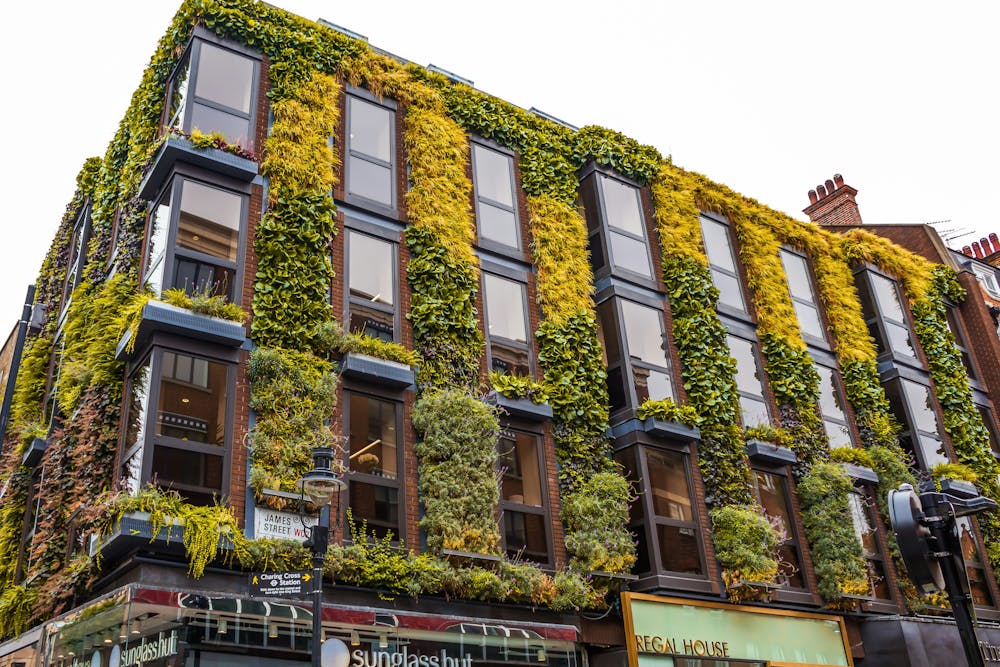 99-103 Long Acre - robsondenianmateusJW5Rzk4wPLEunsplash.jpg