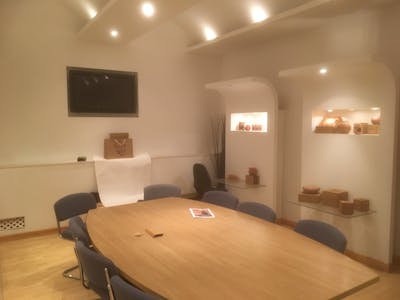 Unit 10 Bingswood industrial Estate, Bingswood Avenue, High Peak, Office To Let - IMG_3342.JPG