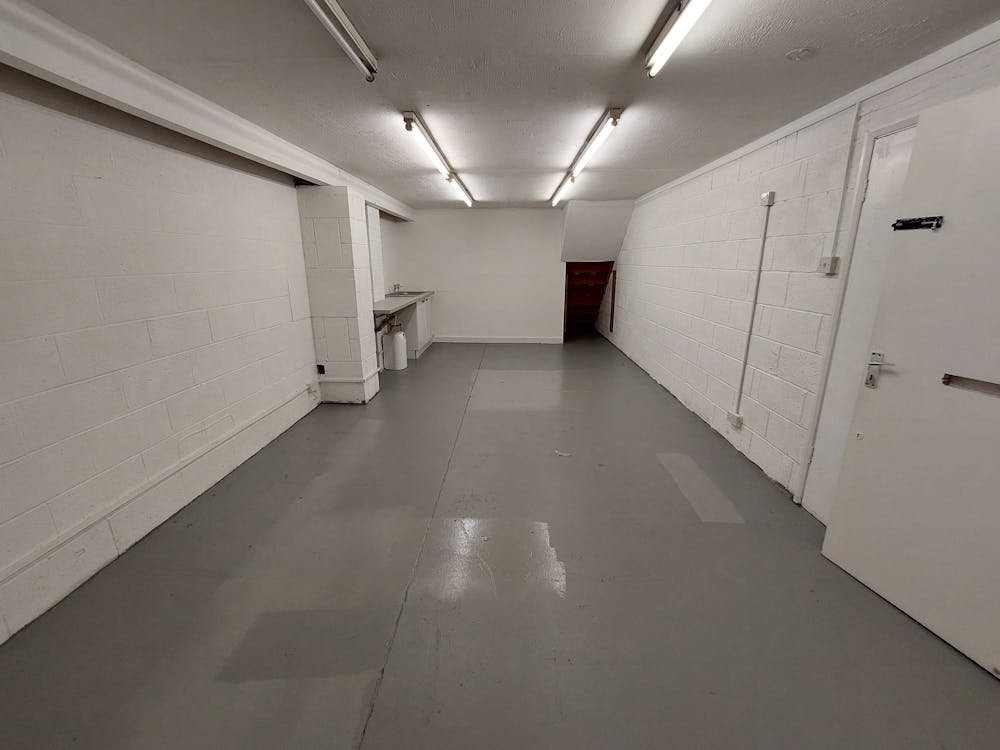 Unit 1B, Plumtree Road - Image 4