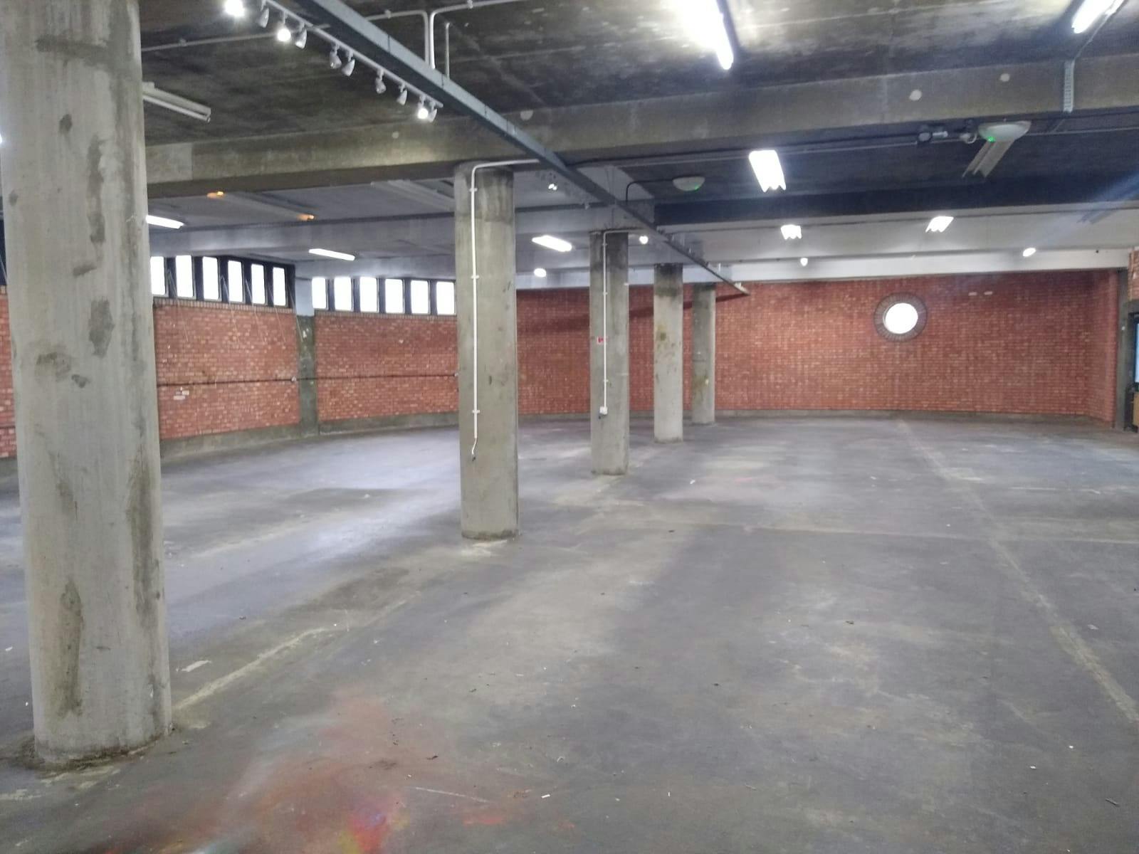 Industrial Unit in Hackney - photo 4