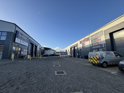 Blueprint Park, Imperial Way, Watford, Warehouse To Let - IMG_1289.jpg
