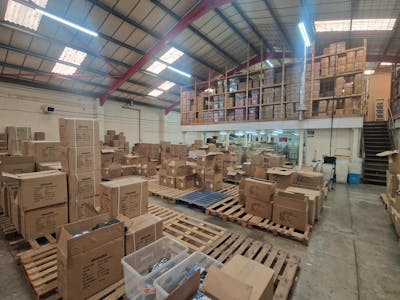 Unit 8d, Stockport, Industrial/Logistics To Let - 20250729_104045.jpg