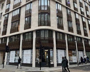 204 Great Portland Street, London, Restaurant To Let - 204 Great Portland Street 1.jpg