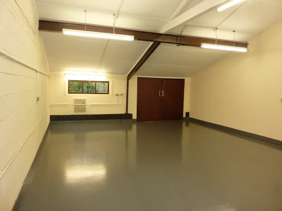 Unit 12A The Calvert Centre, near Basingstoke, Industrial To Let - 12c 6 invert to look like 12a.JPG