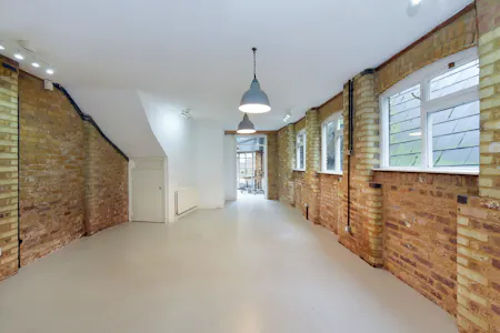 15 Printing House Yard, London, Office For Sale - 15 Printing House Yard (6).JPG