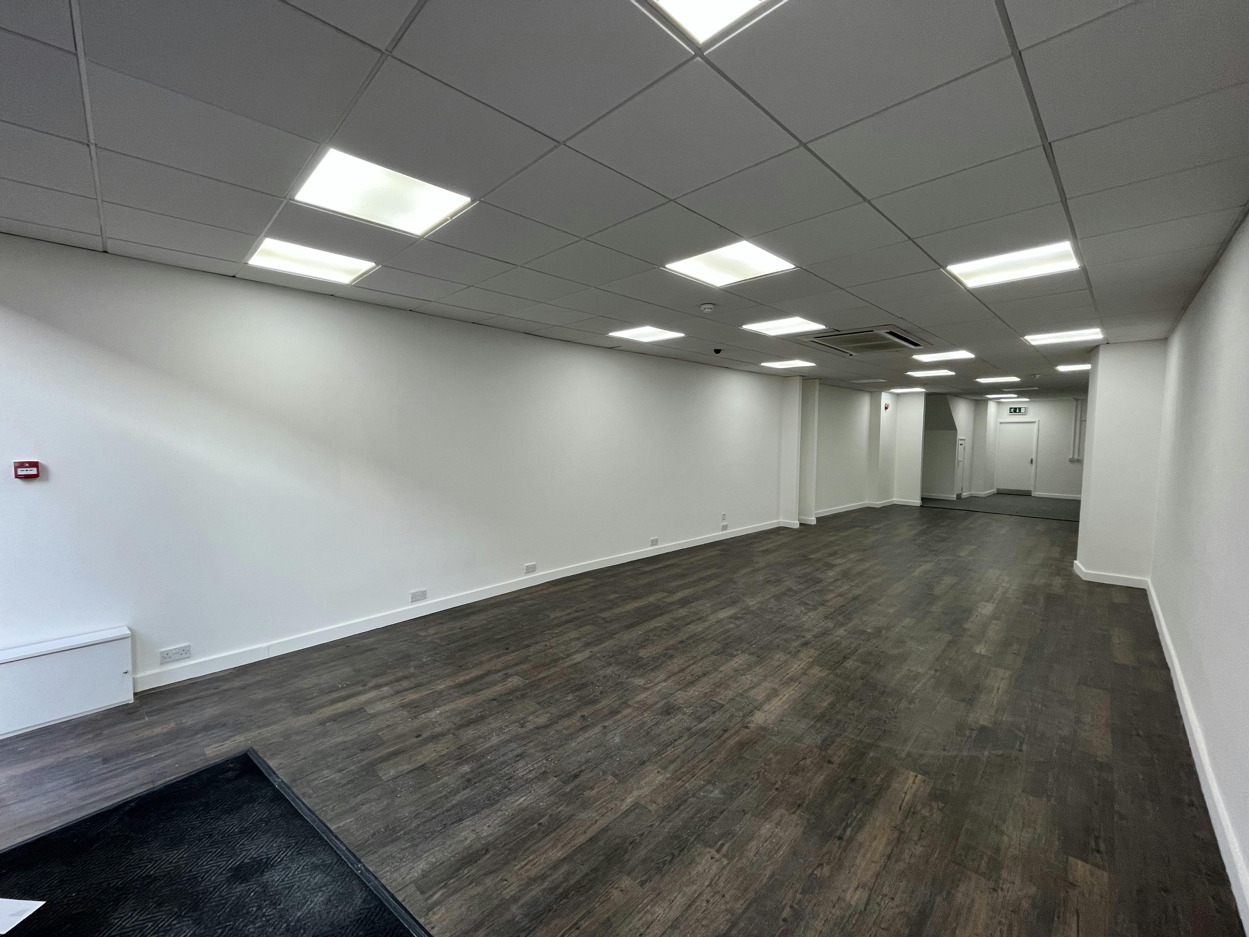 36-36A Mill Street, Macclesfield, Retail To Let - IMG_6777.jpg