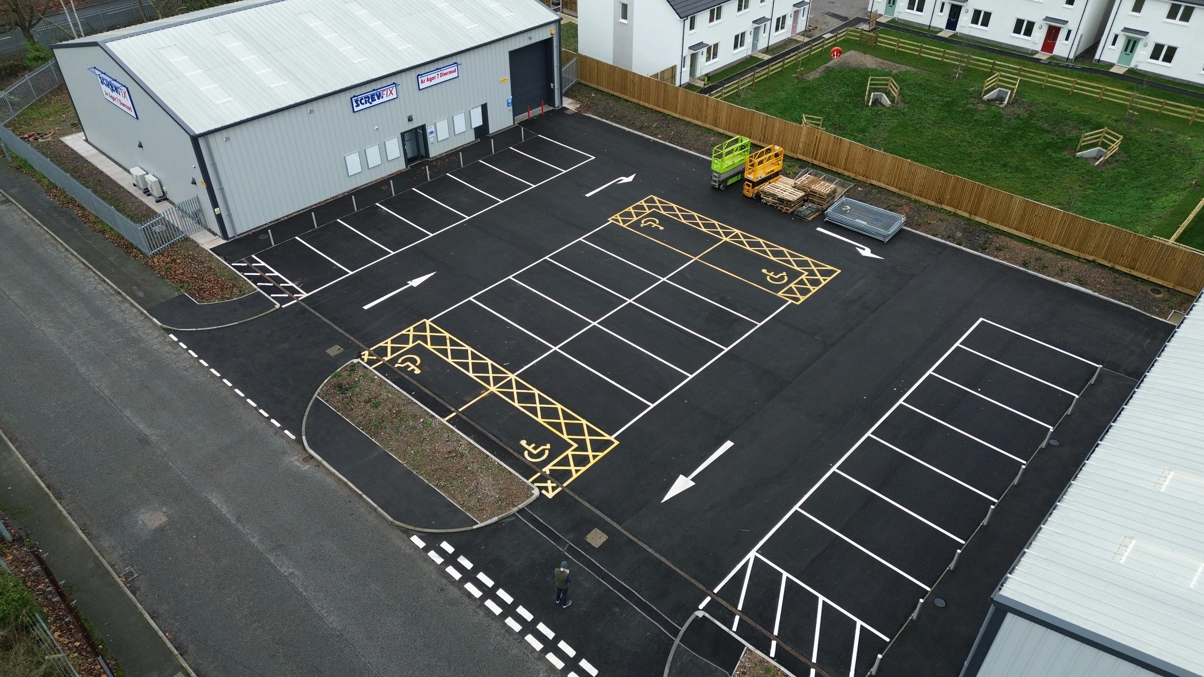 Unit 1 & 3 Wynnstay Industrial Estate, Ruabon, Wrexham, Industrial To Let - DJI_0100.JPG