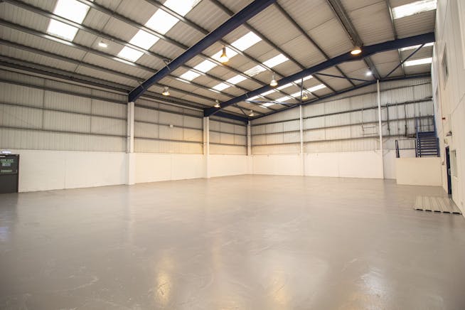 Unit 4, 58-60 Minerva Road, Park Royal, Industrial / Warehouse To Let - 4.jpg