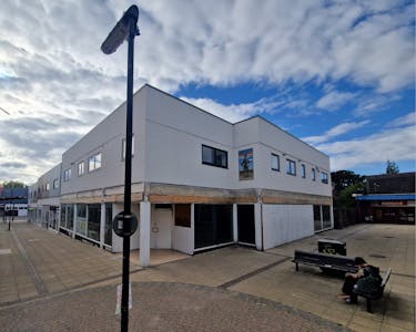 18-21 Wellington Way, Waterlooville, Leisure / Office / Restaurant / Retail To Let - 20250923_1553431.jpg