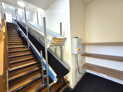 2 Warren Street, Stockport, Retail To Let - 20250624_151605.jpg
