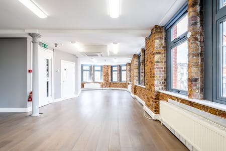 4th Floor - 54 Commercial Street, London, Office To Let - Commercial St 54 2F  Low Res 10.jpg