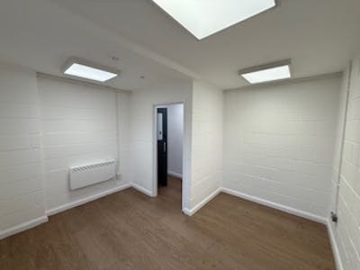 Unit 1 St Margaret's Business Centre, Twickenham, Industrial/Logistics / Industrial / Warehouse To Let - Offices