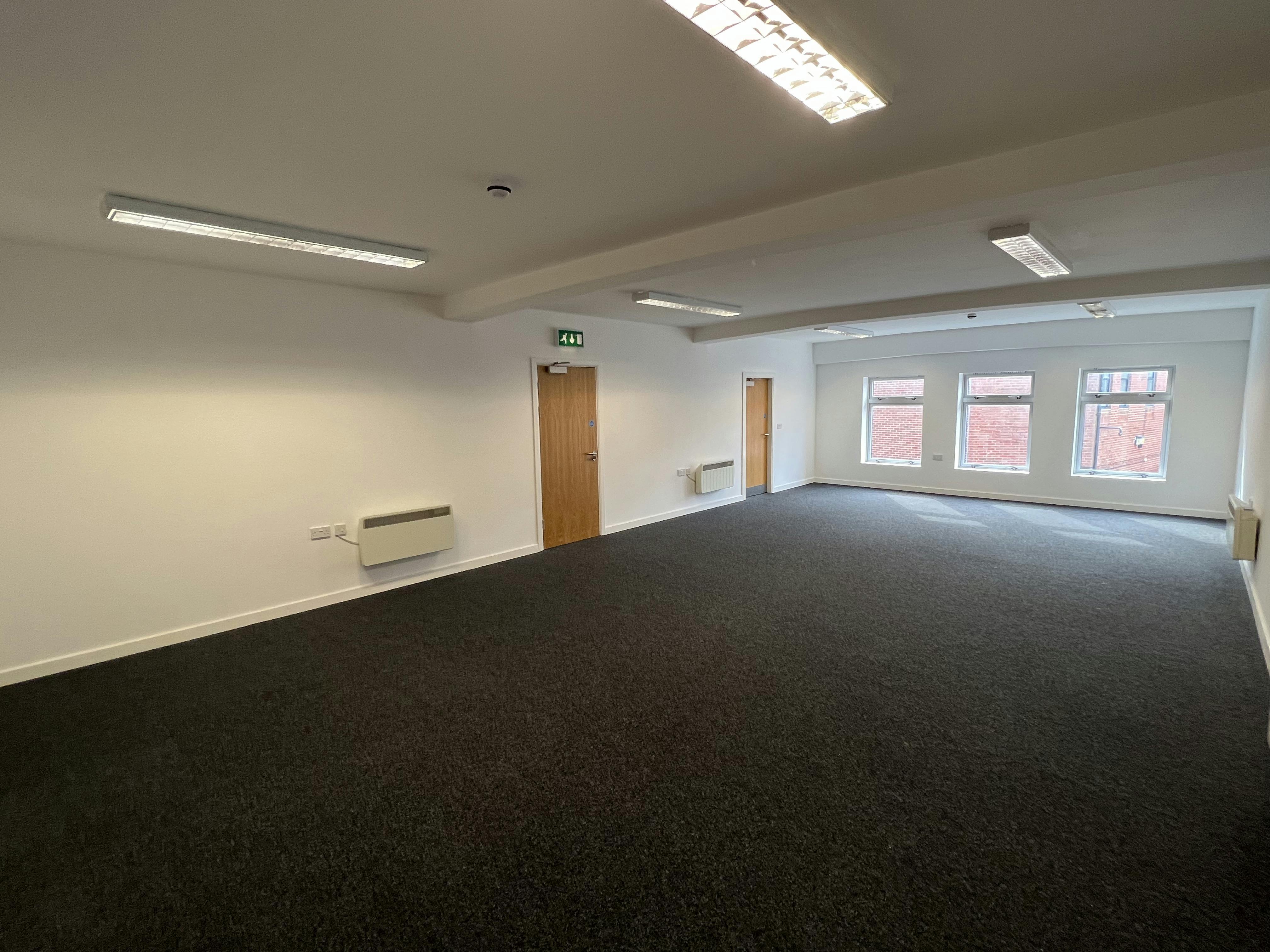 24 Victoria Road, Consett, Offices To Let - Photo 2