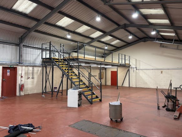 6 Berry Court, Bramley Road, Tadley, Industrial To Let - IMG_0010.JPG