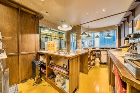 5 Bow Lane, London, Retail Lease Assignment - 1433552-8-69bd4c06d1ecb.jpg