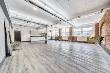 Canonbury Yard, Canonbury Business Centre, London, Offices To Let - 1483911-21-6a3e6b3aa6c7a.jpg - More details and enquiries about this property