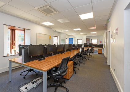 Unit 6 The Cloisters, 11-12 George Road, Birmingham, Office To Let - 6 The Cloisters_037.jpg