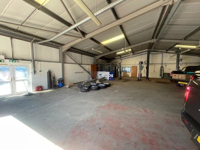 Station Approach, Carmarthen, Retail – Warehouse To Let / For Sale - 2dbac6e4712442c98e86b0a03b0d4180.JPG
