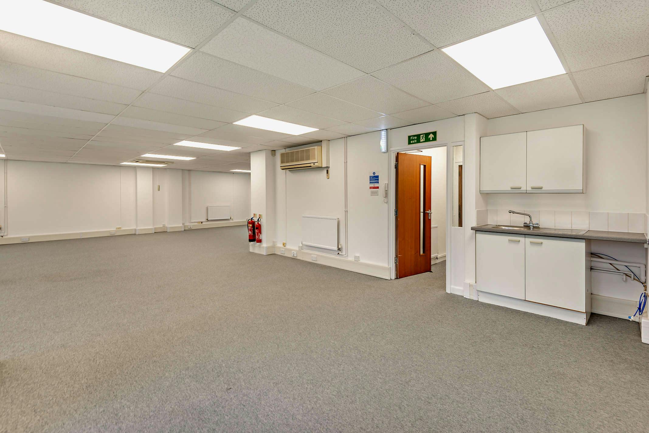Unit 7 Rivermead Business Park, Station Road, Thatcham, Offices To Let - 8540002interior09800.jpg