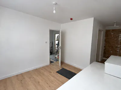 210-212 High Road, Benfleet, Retail To Let - P13 - Rear prep - ancillary room.png
