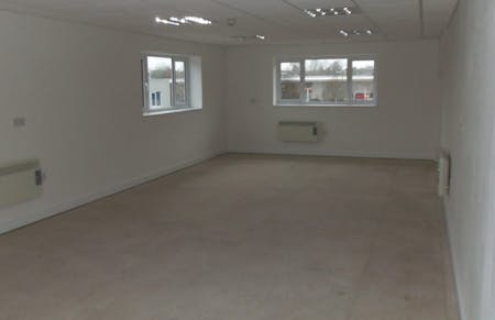 Kingscote C & D Priory Park, Priory Industrial Estate, Tetbury, Office / Retail To Let - Kingscote D Internal 004.jpg