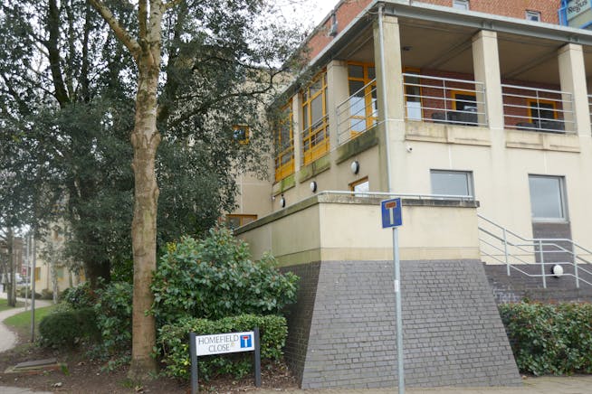 Part Ground Floor, Civic Offices, Epping, Offices To Let - P1020032.JPG