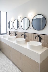 Mainframe, London, Office To Let - WCs