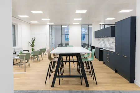 29 Queen Annes Gate, London, Office To Let - qag-gf-teapoint-breakout.jpg