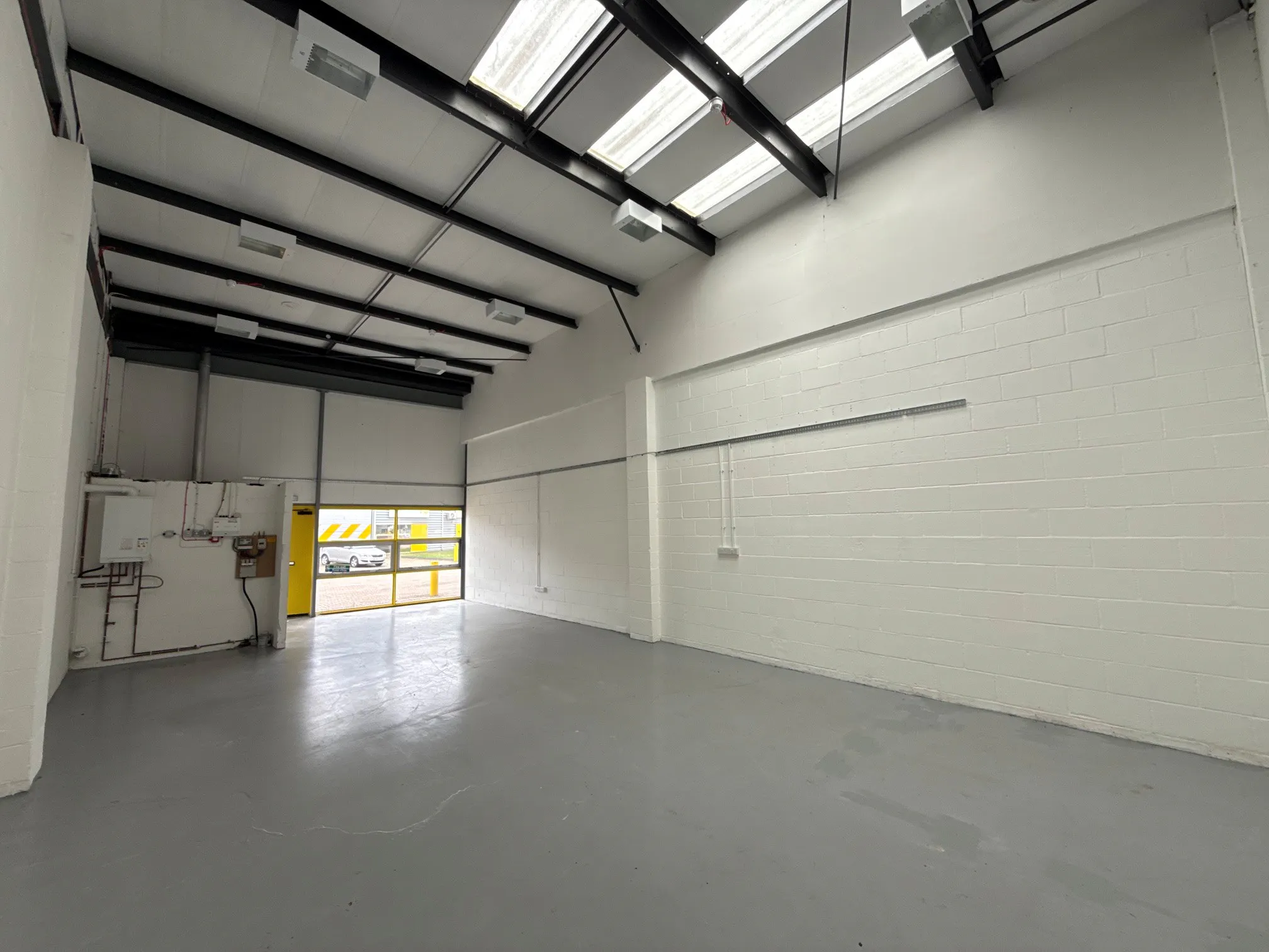 Unit 18A Ash, Kembrey Park, Swindon, Industrial To Let - 2.jpg
