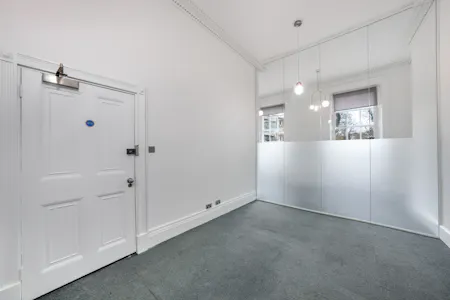 48-49 Russell Square, London, Office / Serviced Office To Let - DSC02836-HDR-Edit-2.jpg