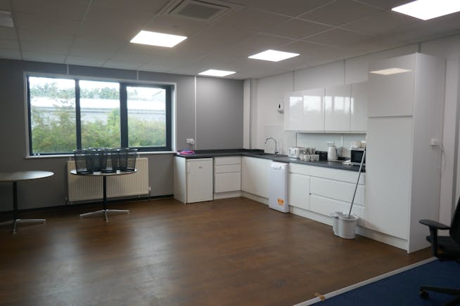 Unit 1, Parkend, Harlow, Industrial To Let - P1020952.JPG