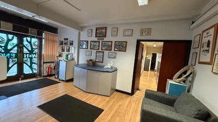 30 Progress Road, Leigh-On-Sea, Industrial/Logistics For Sale - WhatsApp Image 20241014 at 130921_22fbae8e.jpg