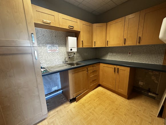 Suit 4, South Inch Business Centre, Perth, Offices To Let - IMG_0125.JPG