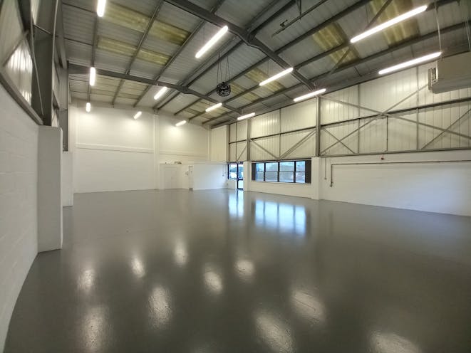 8 Alpha Centre, North Lane, Aldershot, Warehouse & Industrial To Let - 20240103_115312.jpg