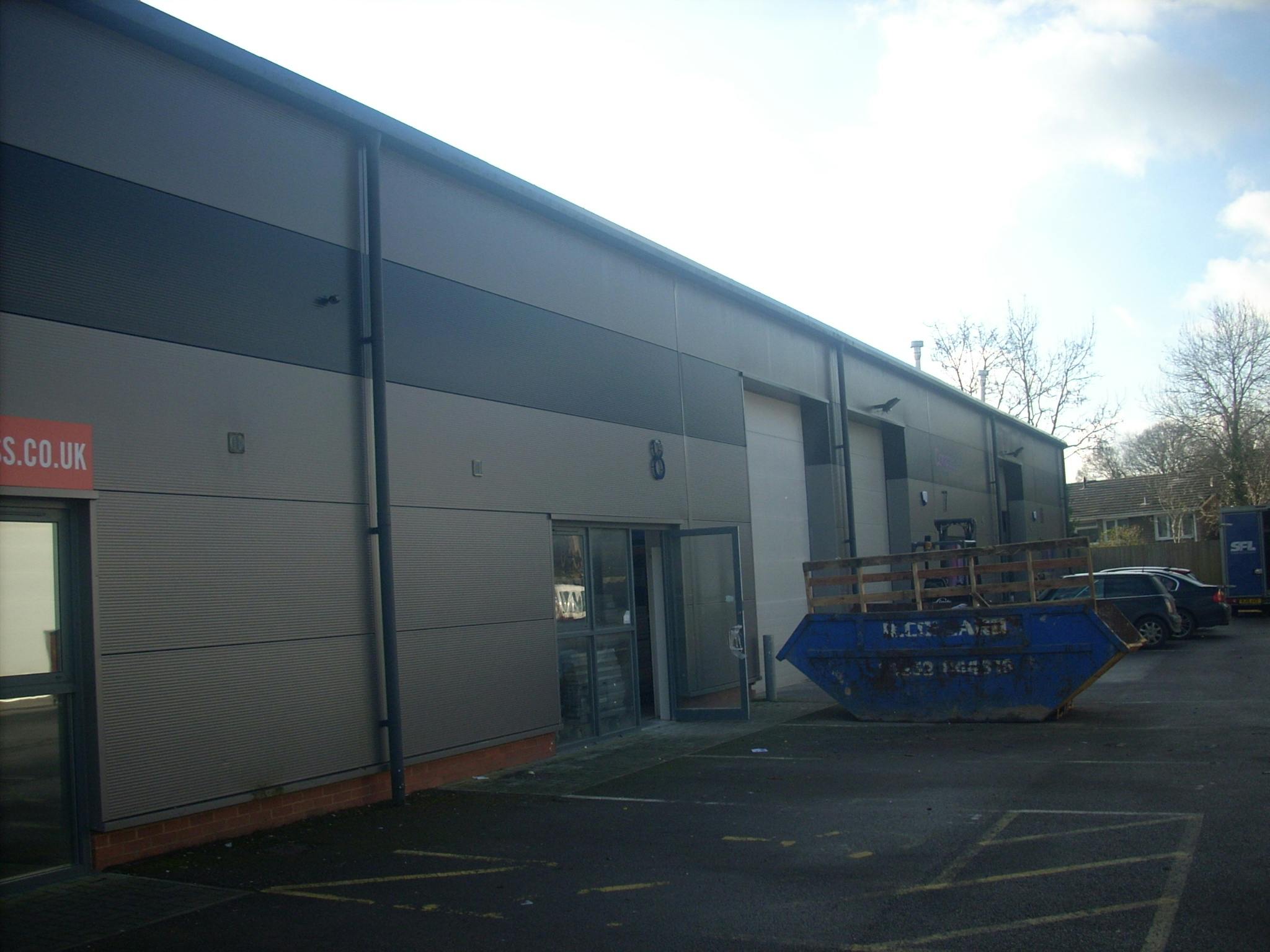 8 Anglo Industrial Park, Wokingham, Industrial / Investment For Sale - DSCN5778.JPG