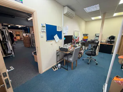 Unit 17, Newlands End, Basildon, Industrial To Let - WhatsApp Image 2026-08-27 at 1.22.02 PM (14).jpeg