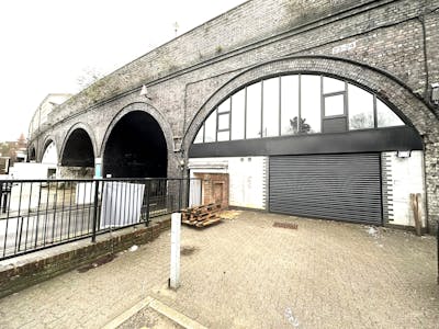 23-24 Alma Road, Windsor, Industrial / Leisure / Office / Retail To Let - IMG_4057.JPEG